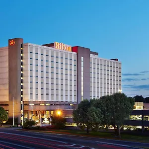 3* מלון Hilton Newark Airport