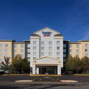 3* מלון Fairfield & By Marriott Liberty International Airport