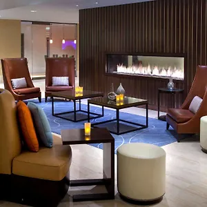 3* מלון Liberty International Airport Marriott