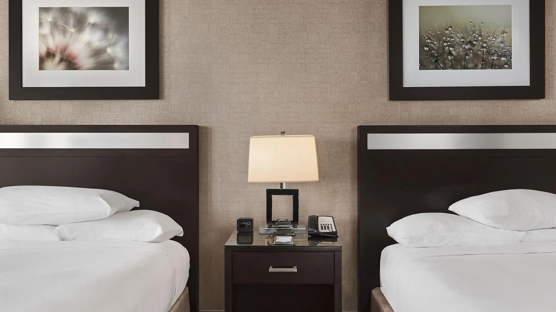 Hotel Doubletree By Hilton Newark Penn Station, Nj 4*,  Estados Unidos