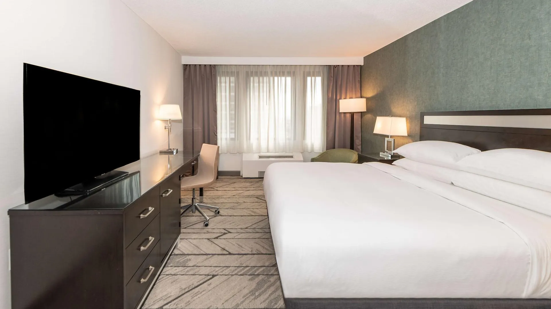 Hotel Doubletree By Hilton Newark Penn Station, Nj 4*,  Estados Unidos