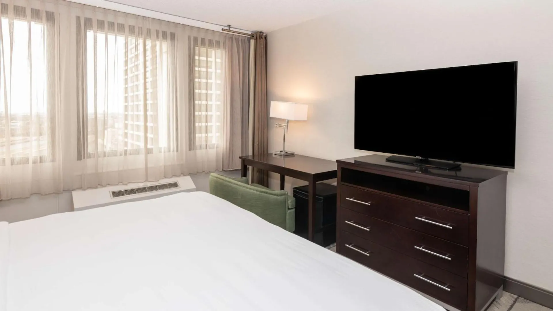 Hotel Doubletree By Hilton Newark Penn Station, Nj